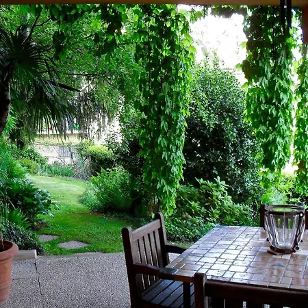 Casa Bice بيت للعطل تْشيرنوبيو